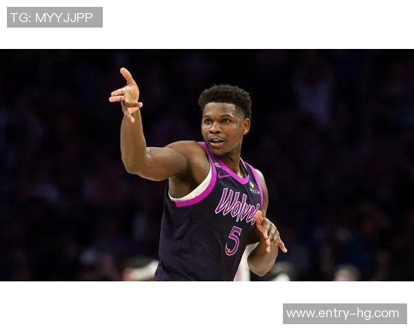 爱德华兹本赛季第12次单场砍下35分5助攻三分球数量领跑联盟其余球员最多仅8次